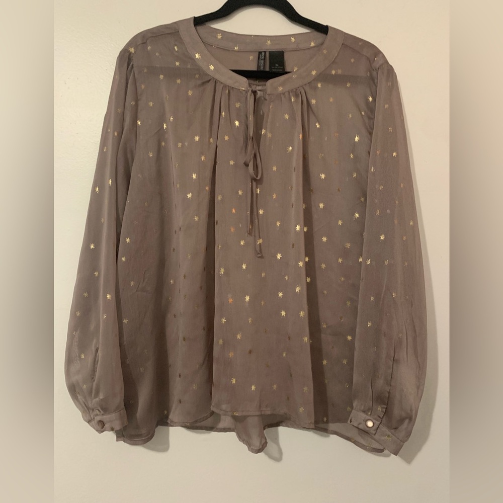 Bisou Bisou Sheer Star Top